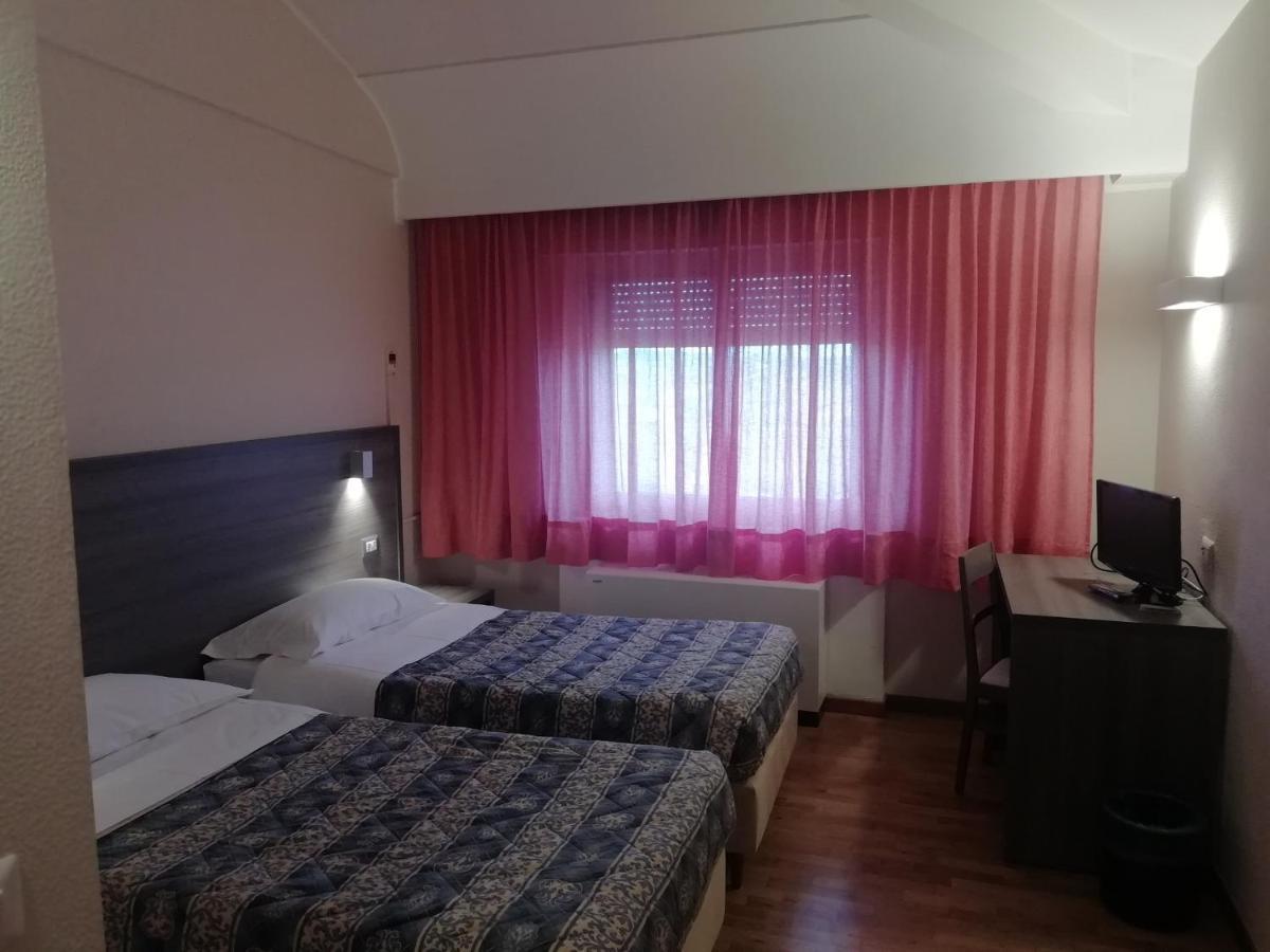 Hotel La Fonte Osimo Ngoại thất bức ảnh