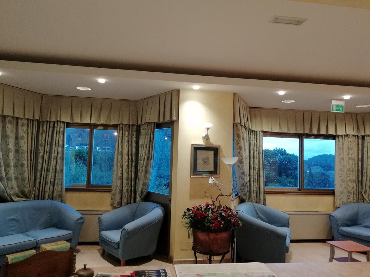 Hotel La Fonte Osimo Ngoại thất bức ảnh